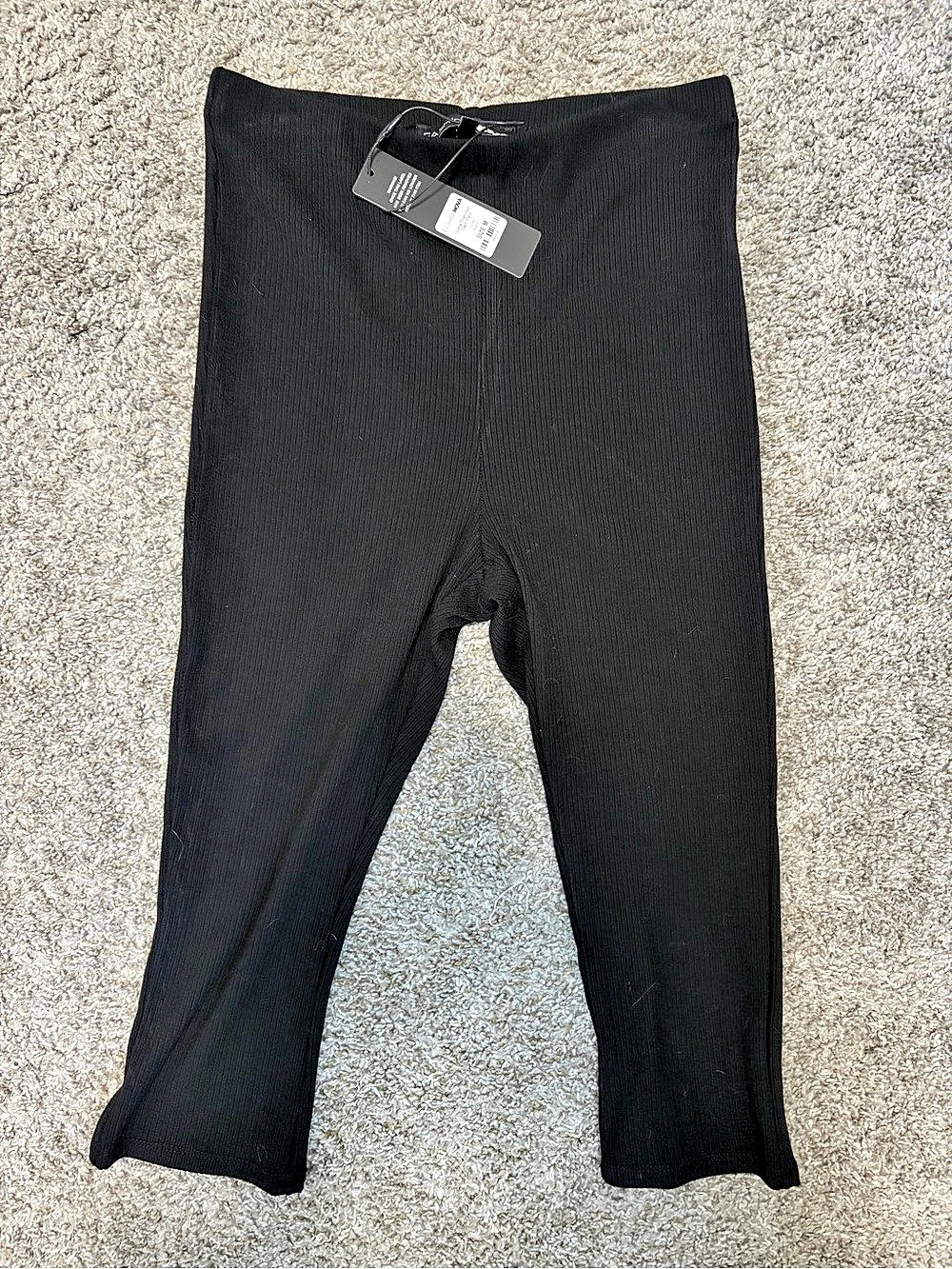 Fashion Nova Lena Snatched Capri Pant Black Capri Pants Medium